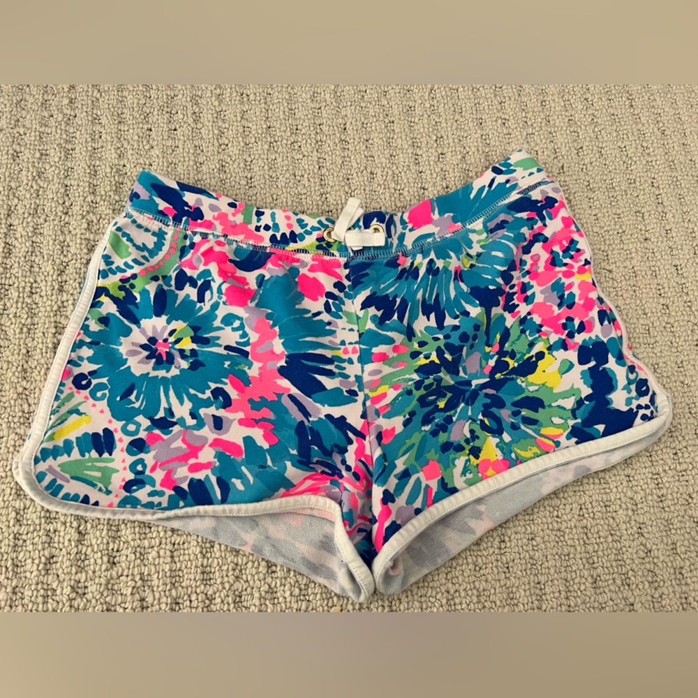 EUC Lily Pulitzer youth XL shorts